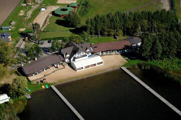 Фотографии Отель Hotel Łazienki Chodzieskie г. Ходзеж (Польша) №1 Фото Отель Hotel Łazienki Chodzieskie г. Ходзеж 1